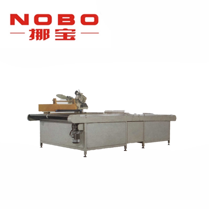 गद्दे के लिए NOBO-WB-4 स्वचालित टेप एज मशीन 3 चरण 380V 50Hz