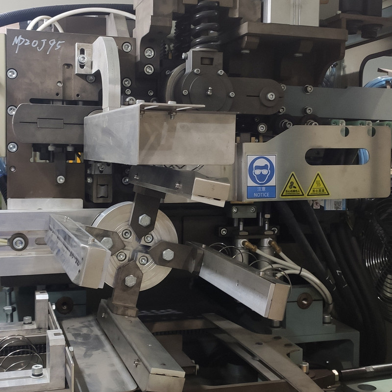 140 स्प्रिंग्स/न्यूनतम पॉकेट स्प्रिंग मशीन उत्पादन तार व्यास 1.4-2.3 मिमी